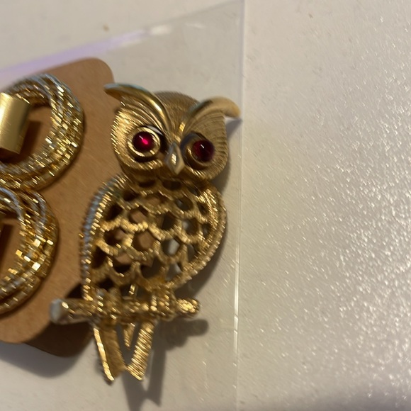 #034. Owl Broach and Earring Set - Picture 3 of 3